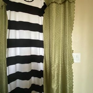 Black and white Dress